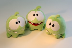 cut_the_rope_plush_toys_1-300x200 Cut the Rope terá HQ exclusiva na App Store
