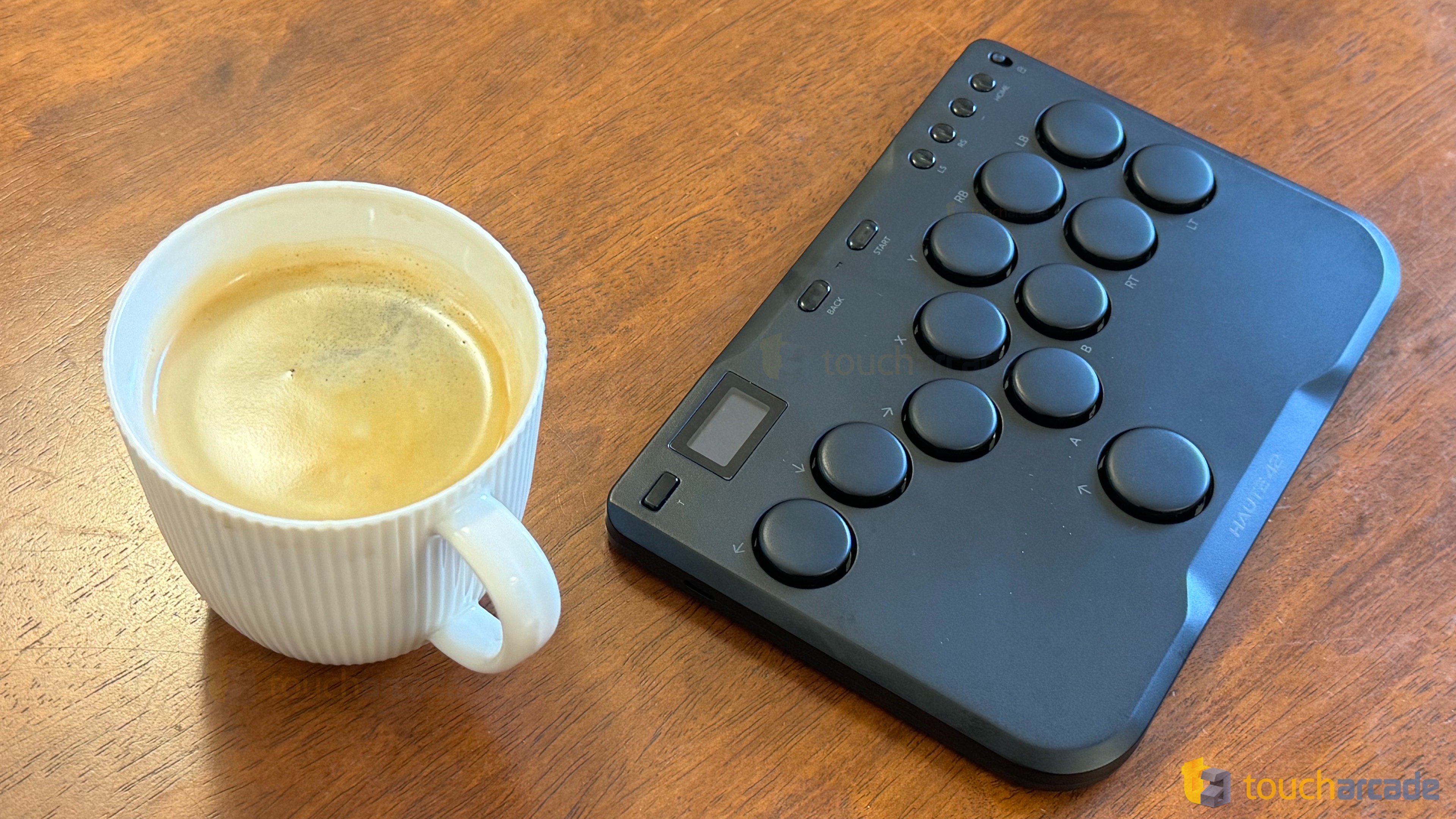 Haute42 COSMOX P12 Review – The Best Budget Leverless Controller for Nintendo Switch and Steam Deck?